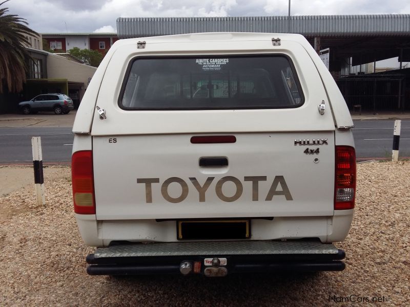 Toyota Hilux 2.5 D4D D\C in Namibia
